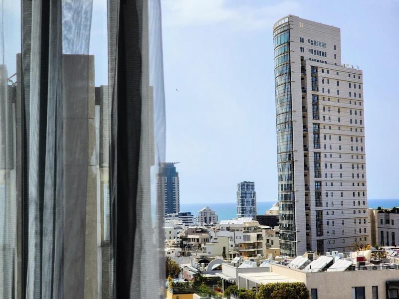 Fiori 41-By Adam Hotels - image 10