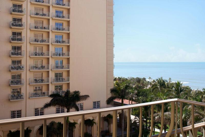 Coastal View King  image 3