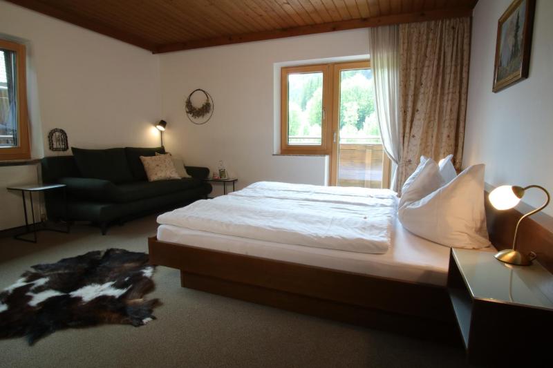 Double Room with Balcony image 1
