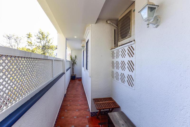 169 Medina Molins B-6 - image 6