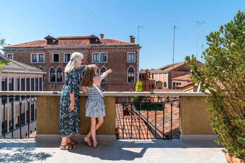 Presidential Duplex with Rooftop - Annex Building image 2