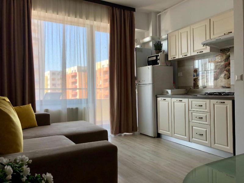 Studio Apartment image 3