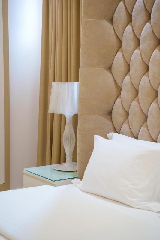 Superior Suite with Sea View image 4