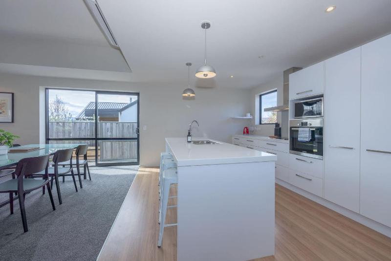 Mountain views in Meadowstone - image 20