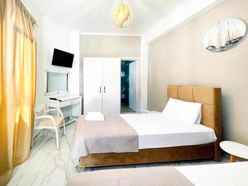 Budget Double Room image 4