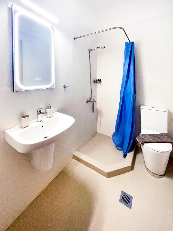 Budget Double Room image 2