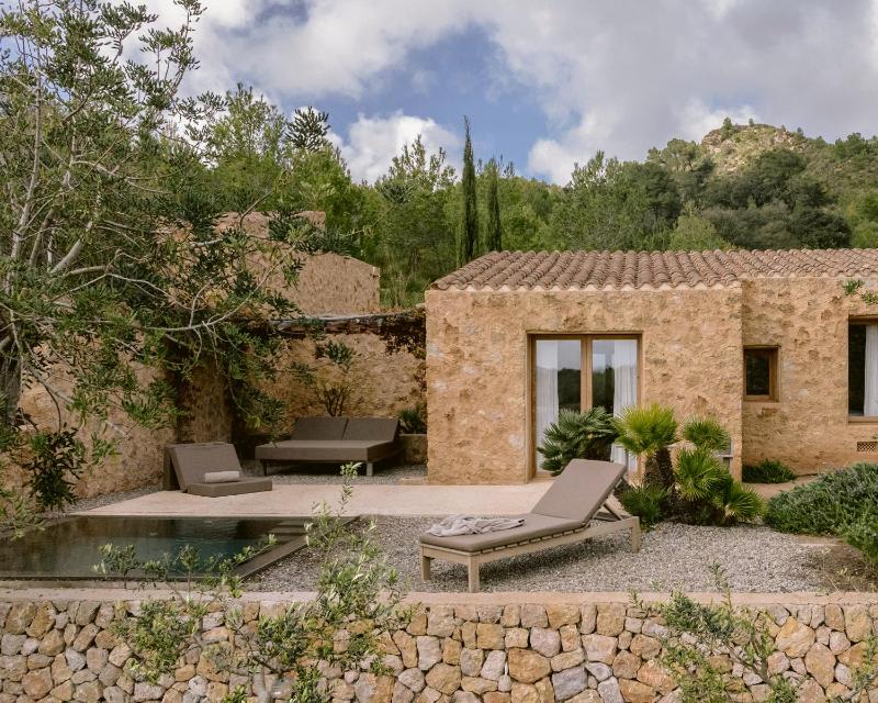 One-Bedroom Villa with Private Pool image 1