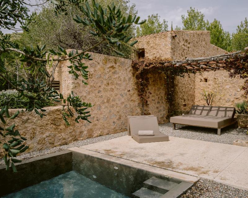One-Bedroom Villa with Private Pool image 2