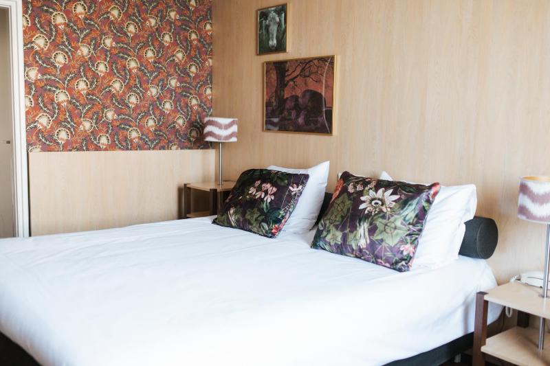 Deluxe Double Room image 1