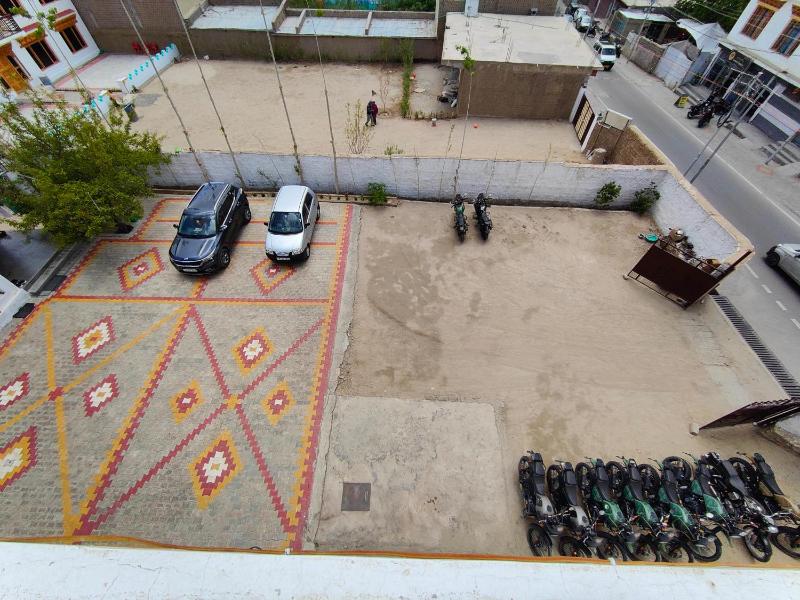 Sixteen Arahat guest house - image 14