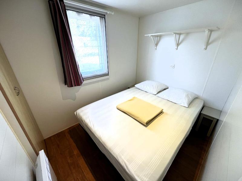 Mobile Home image 4