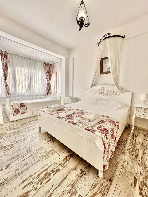 Triple Room image 4