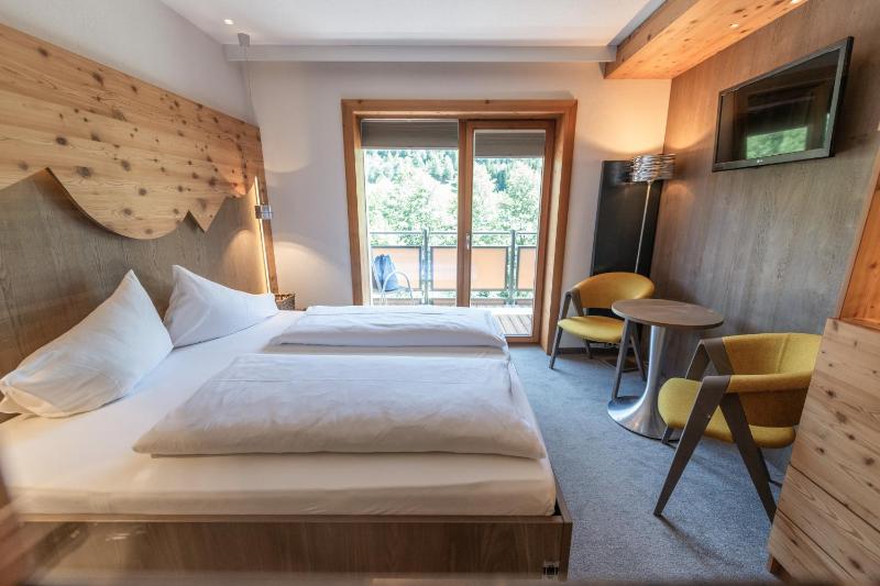 Design Double Room image 1