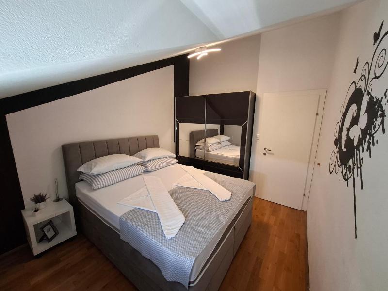 Apartment Tin - image 11