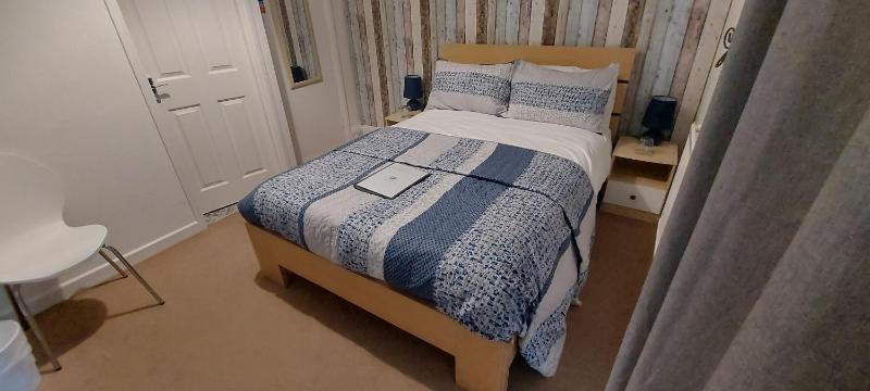 Standard Double Room image 2