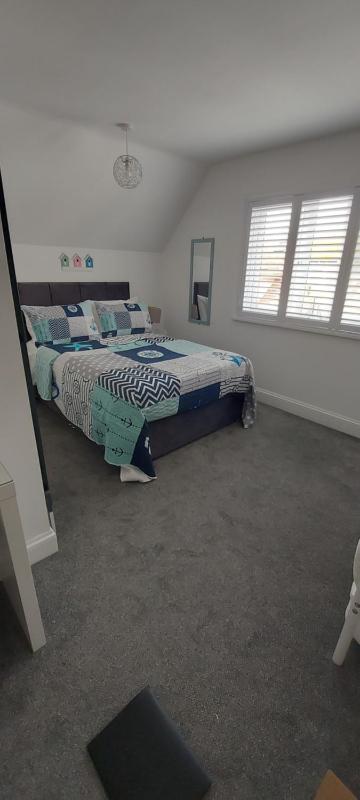 Family Room with Shower image 3