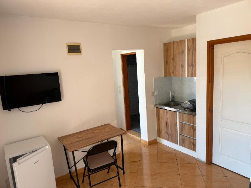 One-Bedroom Apartment with Sea View (4 Adults) image 1
