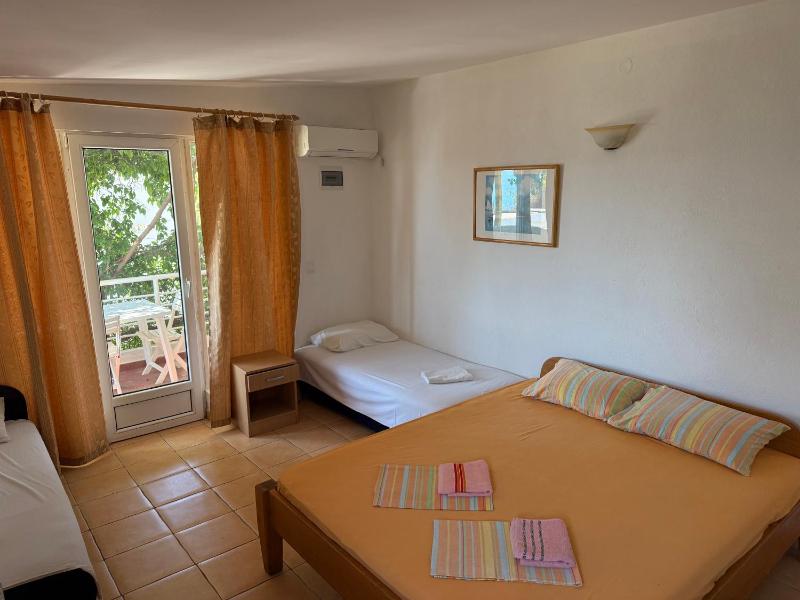 One-Bedroom Apartment with Terrace image 1