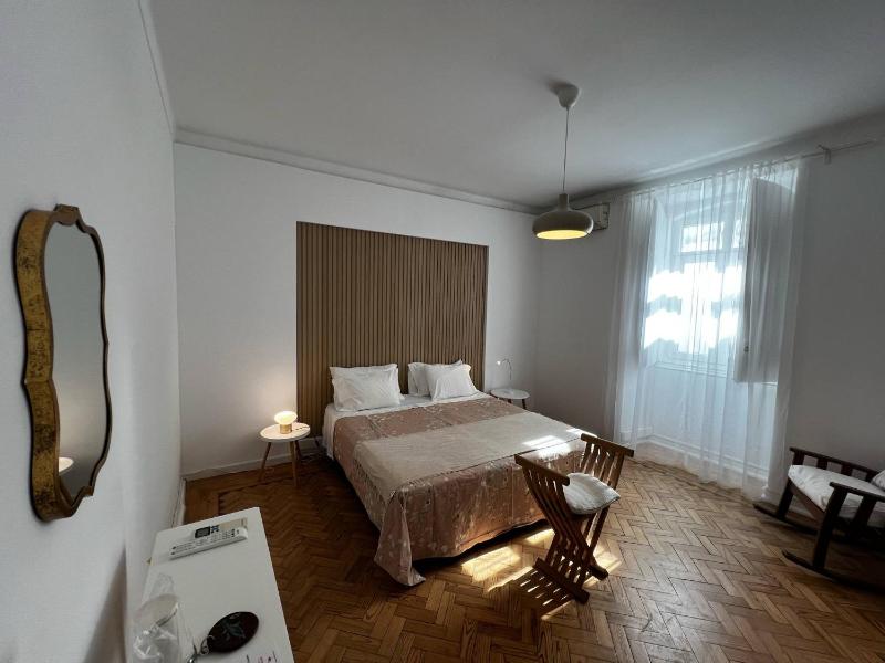 Double or Twin Room with Private External Bathroom image 1