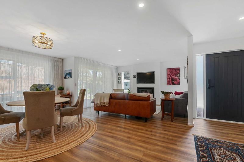 Inn McDowell - Modern 3 Bedroom in Springfield - image 11