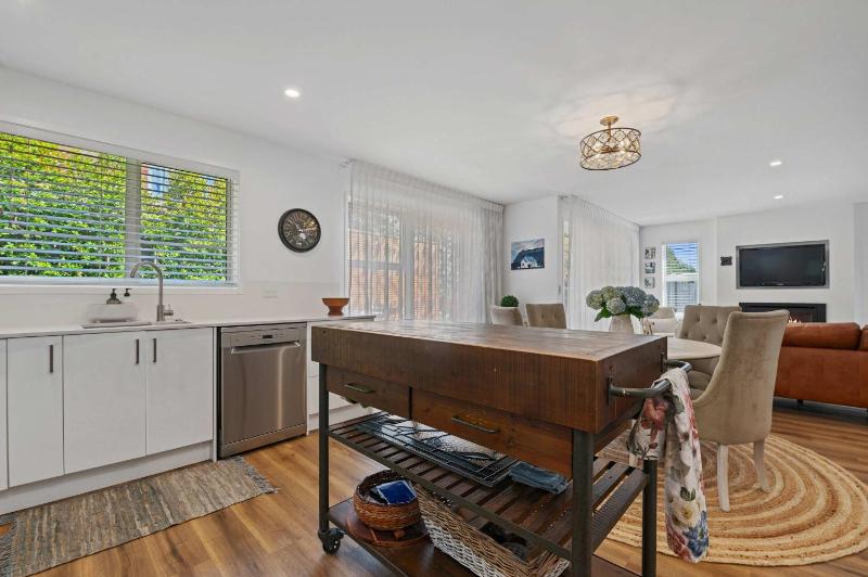 Inn McDowell - Modern 3 Bedroom in Springfield - image 12