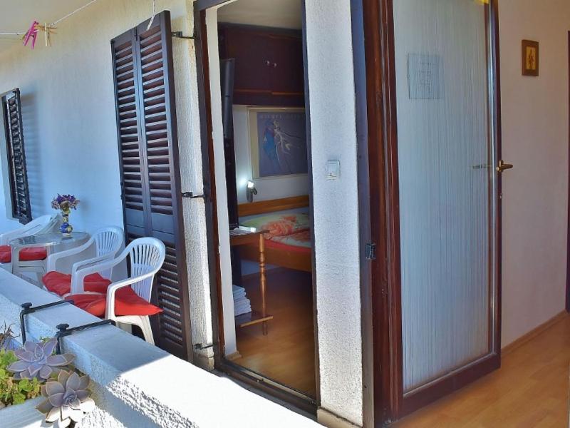 Apartments Jug - Comfort Studio Apartment with Balcony - image 8