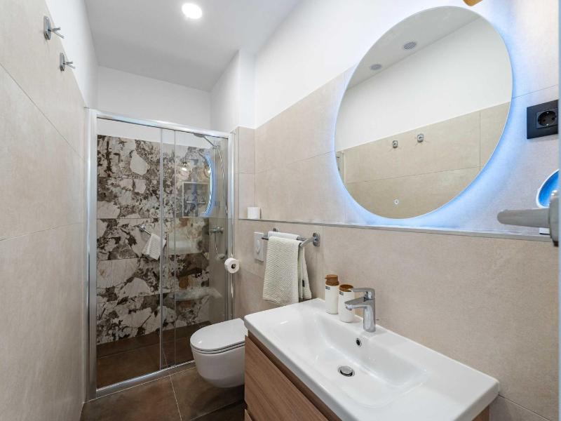 Apartment Villa Palma- Two Bedroom Apartment with Terrace and Sea View  Apartman 4 - image 16