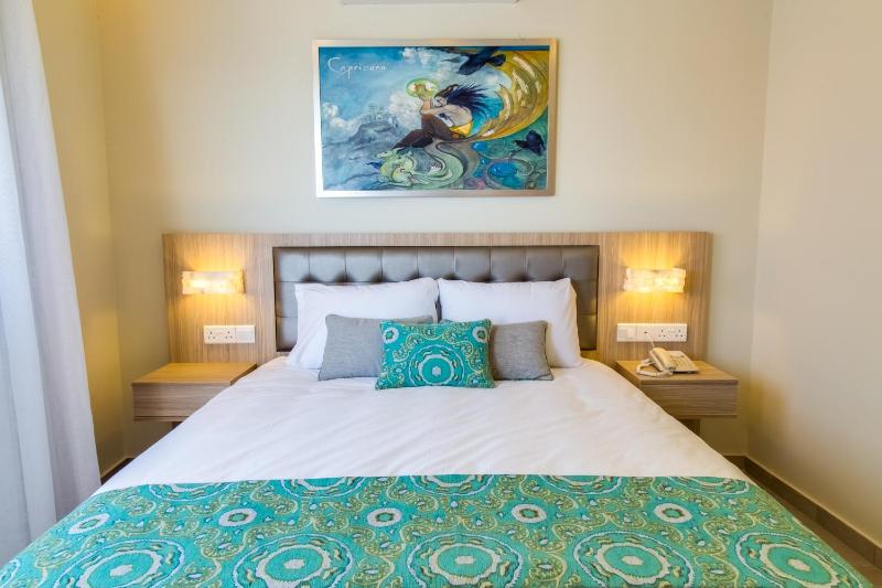 Zodiac Hotel Apartments - image 9