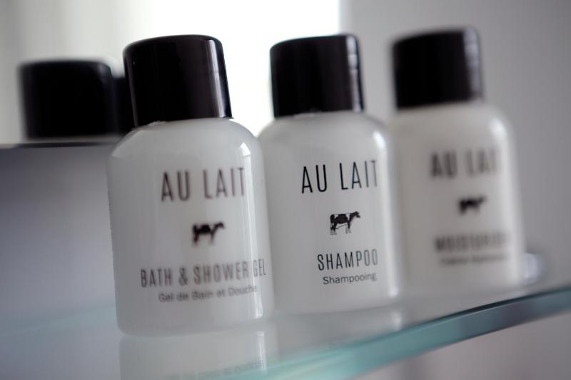 Signature Double Room image 3