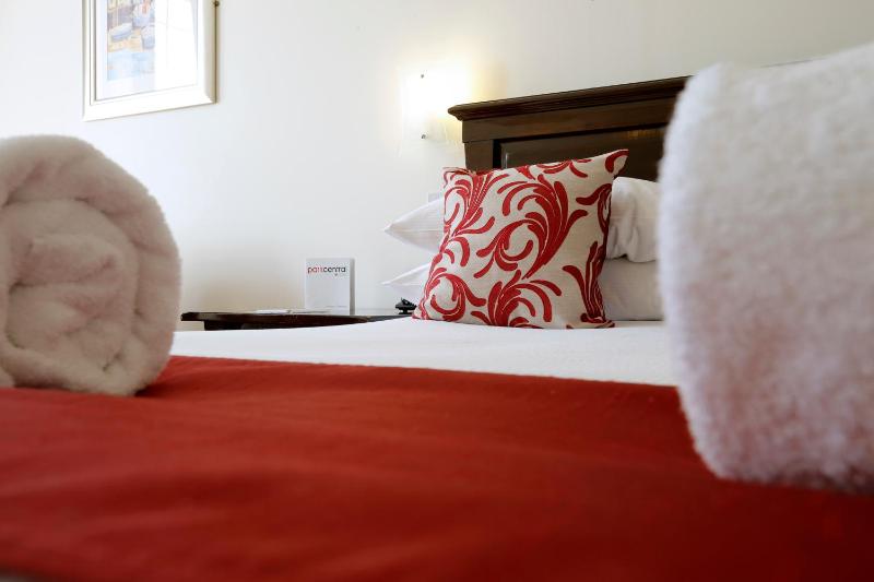 Signature Double Room image 4