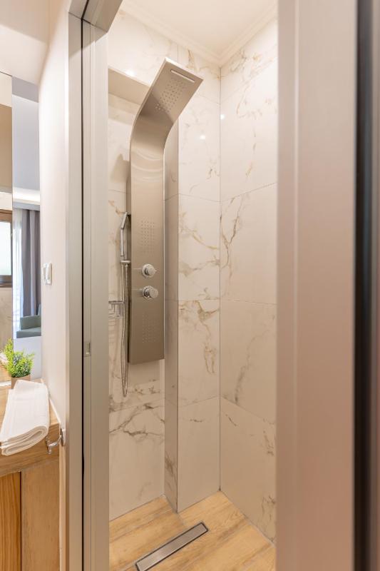 Superior Triple Room image 1