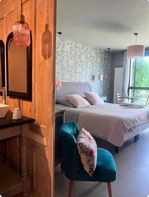 Superior Double or Twin Room with Garden View image 1