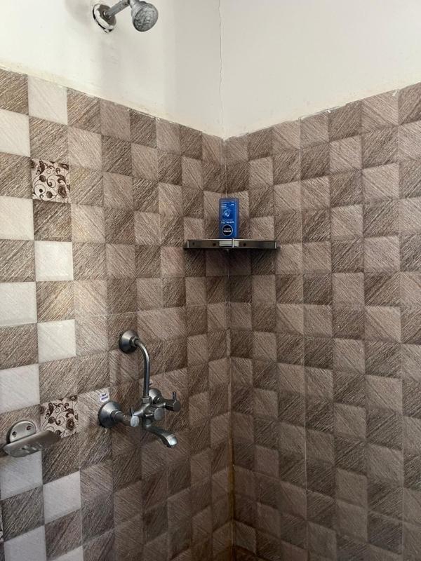 Guru guest house - image 3