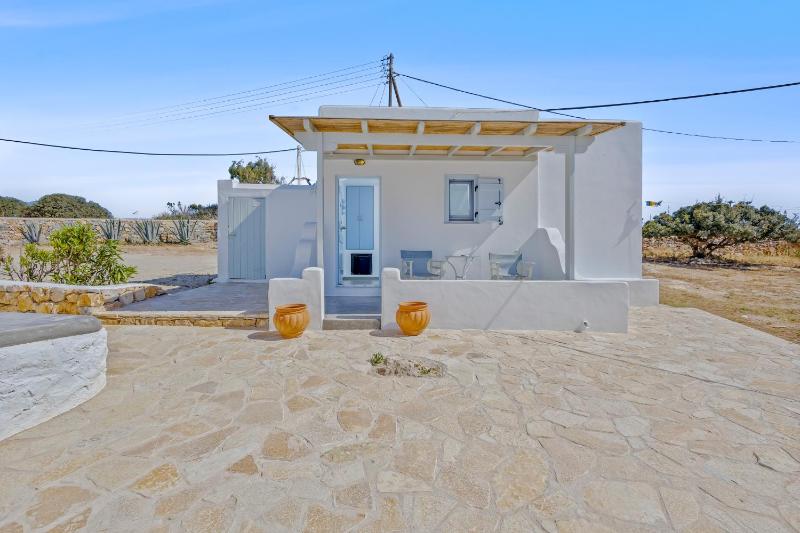 Deluxe Double Room with Balcony and Sea View image 1