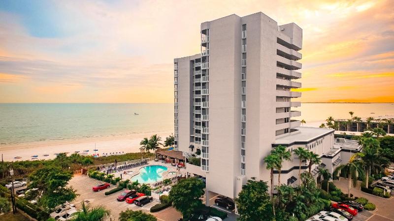 Diamond Head Beach Resort - image 11