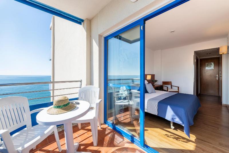 Superior Double Room (2 Adults) image 1