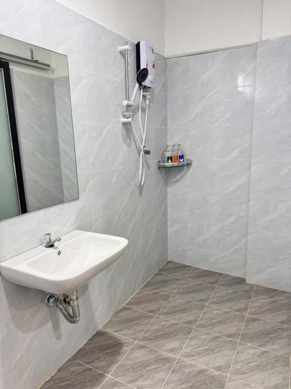 Twin Room image 1