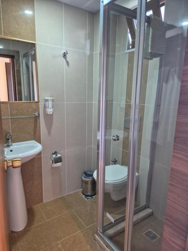 Standard Double or Twin Room image 2