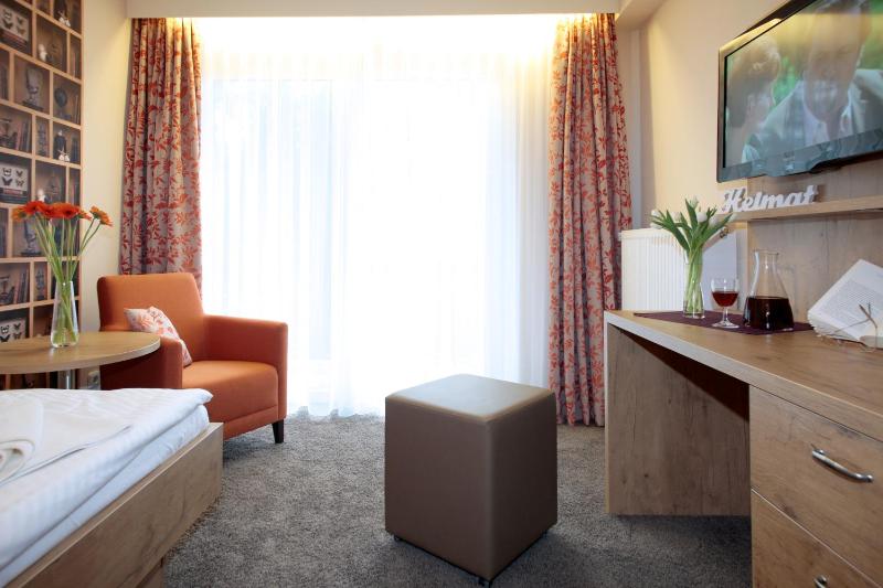 Comfort Single Room with Balcony image 4