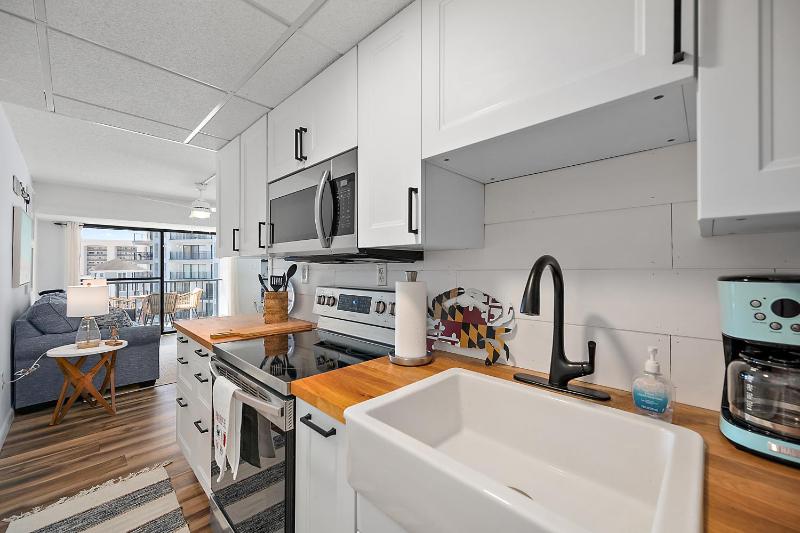 Bluewater E N503 - Surf Dog - image 9