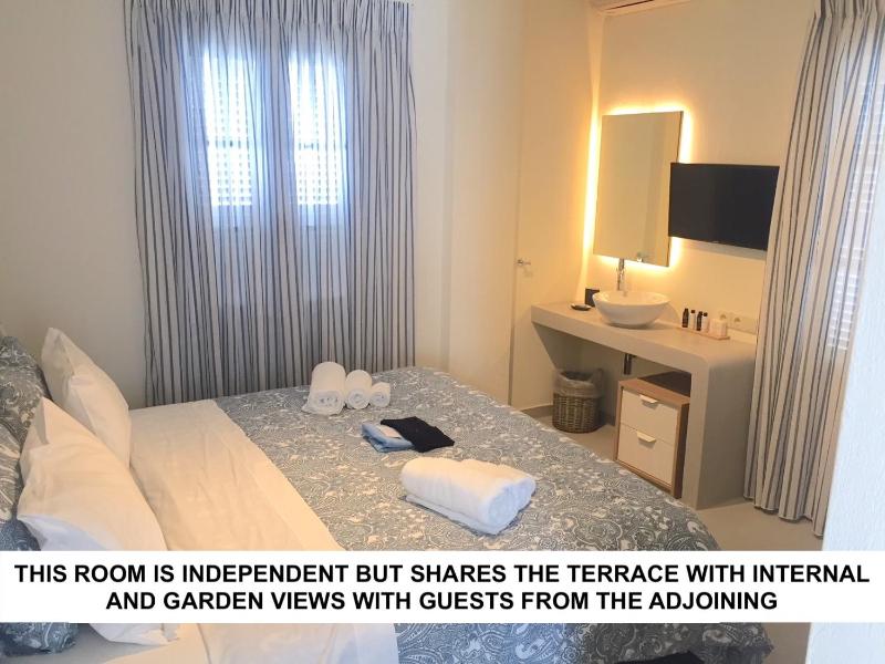 Standard Double Room image 4