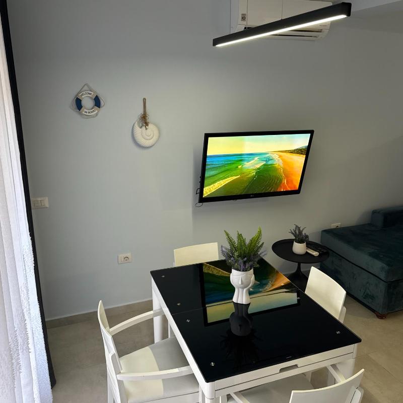Dea`s Apartment Durres - image 4