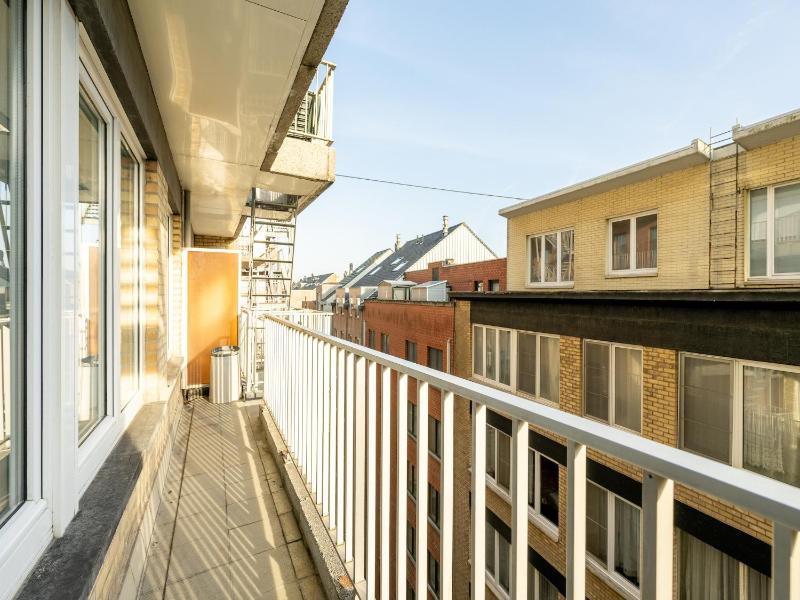 Apartment in Blankenberge by the Pier - image 17