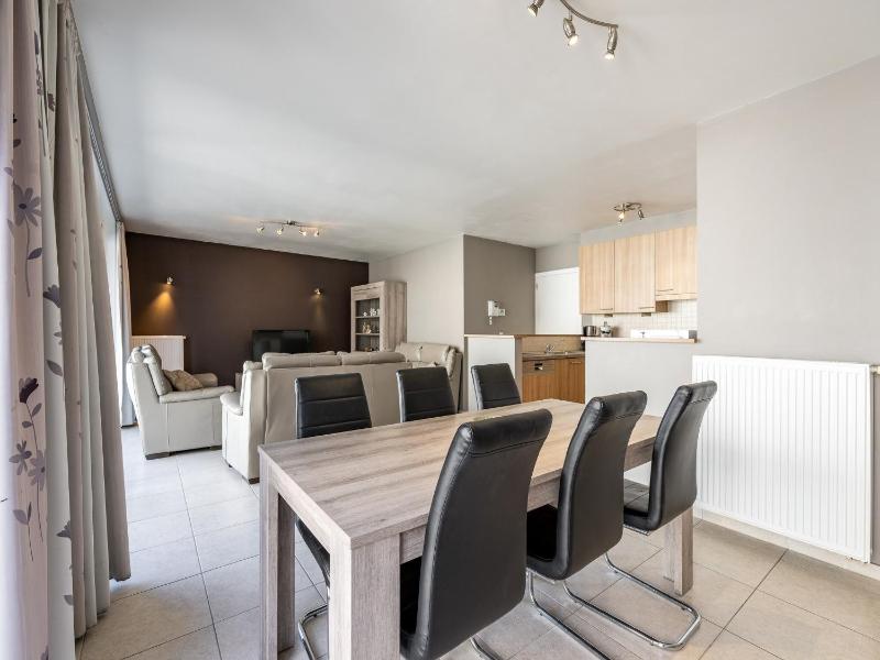 Apartment in Blankenberge near Beach  Casino - image 18