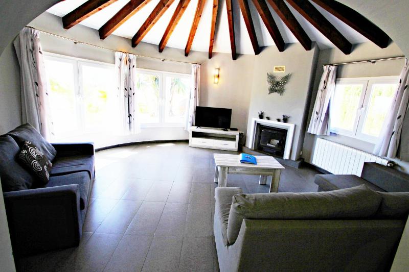 Estrella - holiday home with stunning views and private pool in Benissa - image 23