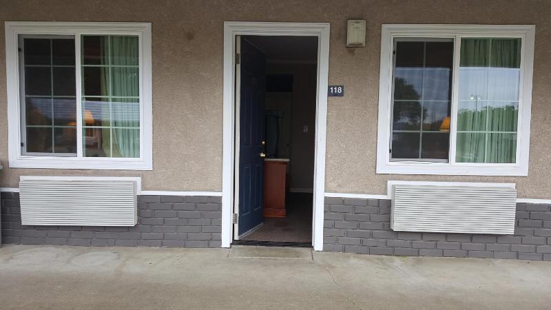 Deluxe Family Suite image 1