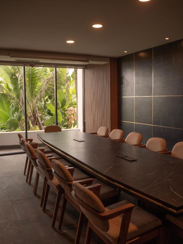 ValStar Hotel Canggu - image 49