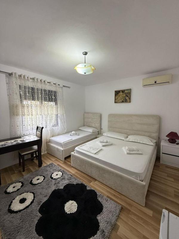 Apartment in Berat's center - image 13