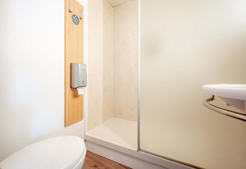 B&B HOTEL Hyères - image 18