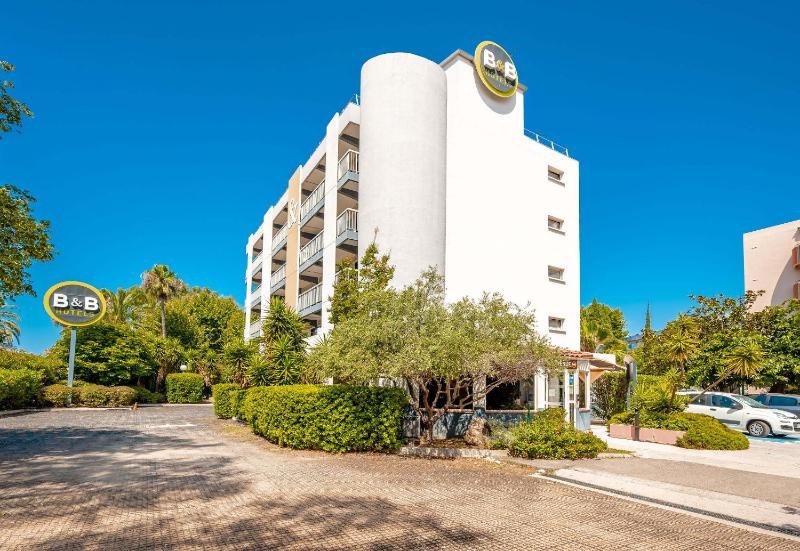 B&B HOTEL Hyères - image 27